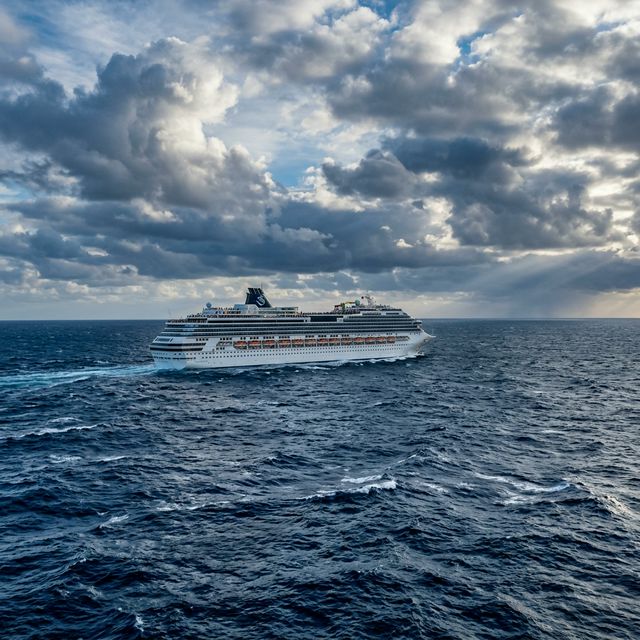 El Fantástico Cruce Transatlántico del Costa Pacifica: De las Playas del Caribe al Corazón de Europa en un Viaje Épico y Soñado