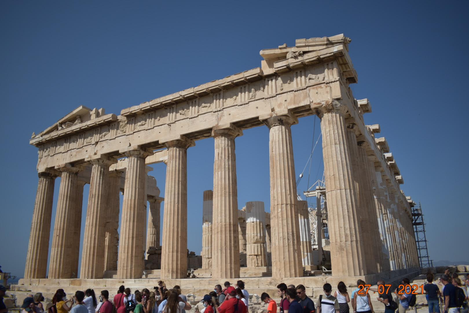 El Partenón en la Acrópolis de Atenas, fotografiado el 27 de julio de 2021