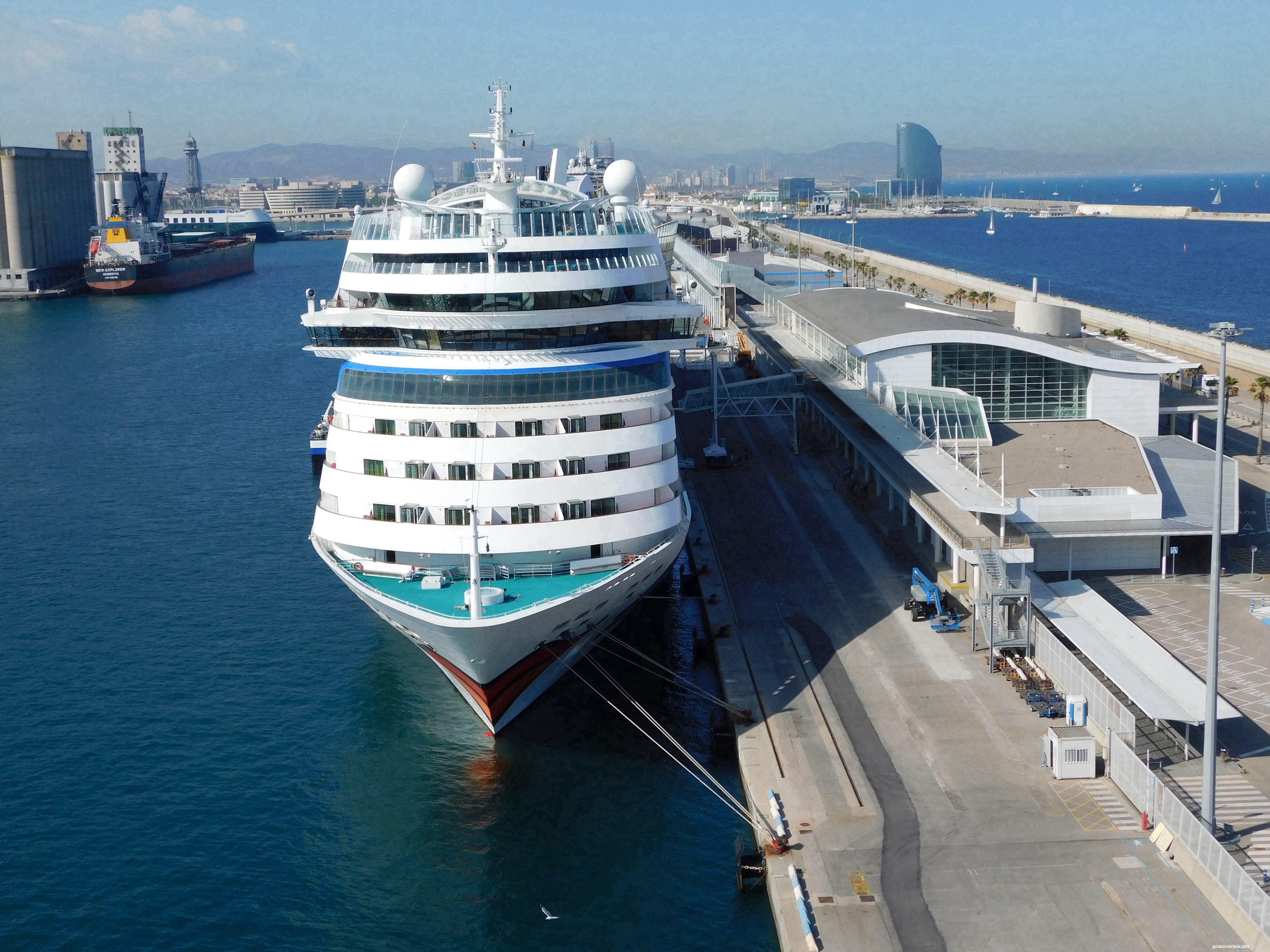 Escala en Barcelona en Crucero: Guía Definitiva 2026 para Aprovechar al Máximo tu Tiempo en Puerto