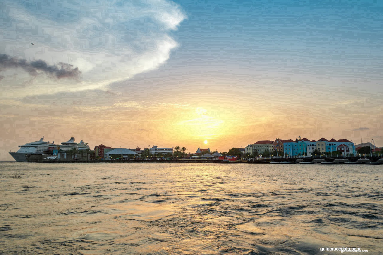 Escala en Curazao en Crucero: Willemstad, Playas y Todo lo que Necesitas Saber