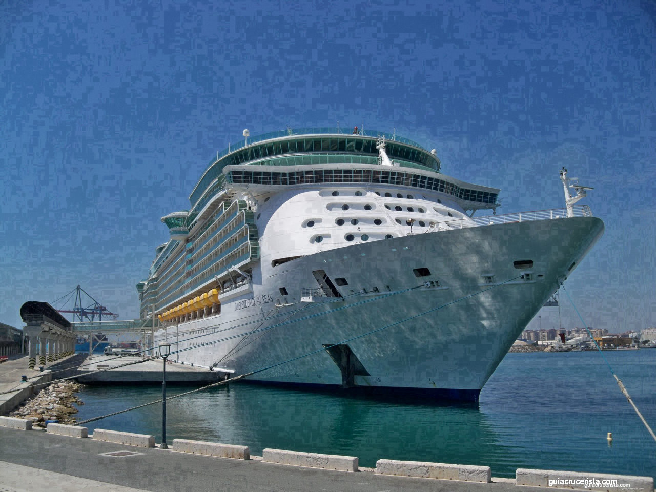 Escala en Málaga en Crucero: La Alcazaba, el Picasso y Todo lo que Necesitas Saber