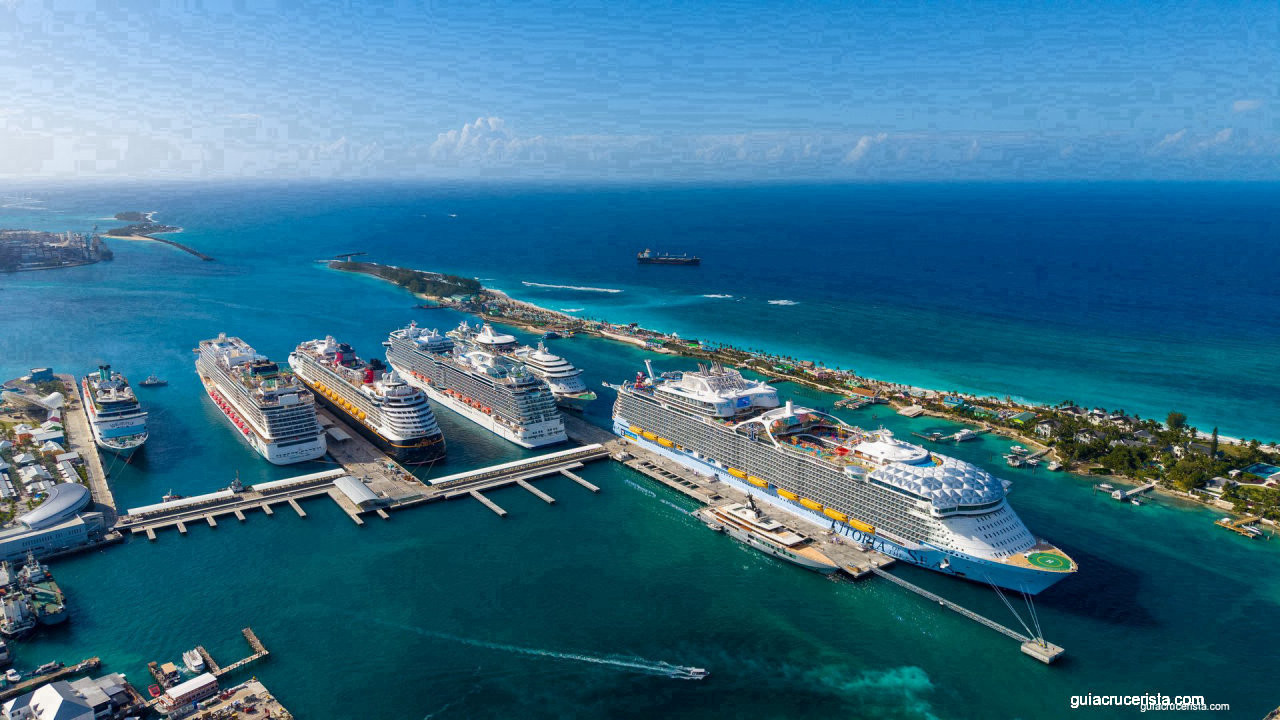 Escala en Nassau en Crucero: Playas, Atlantis y Todo lo que Necesitas Saber