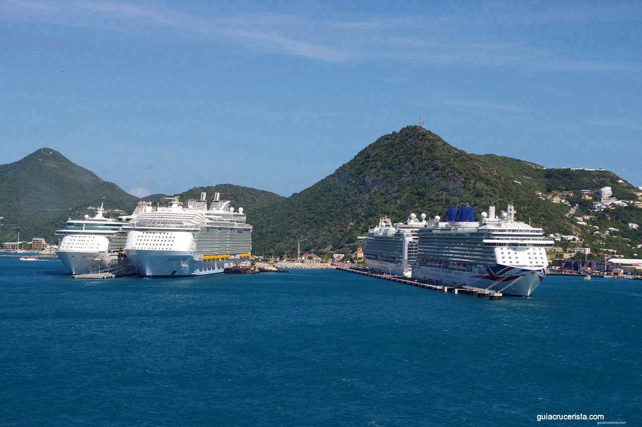 Escala en St. Maarten en Crucero: Maho Beach, los Aviones y Todo lo que Necesitas Saber